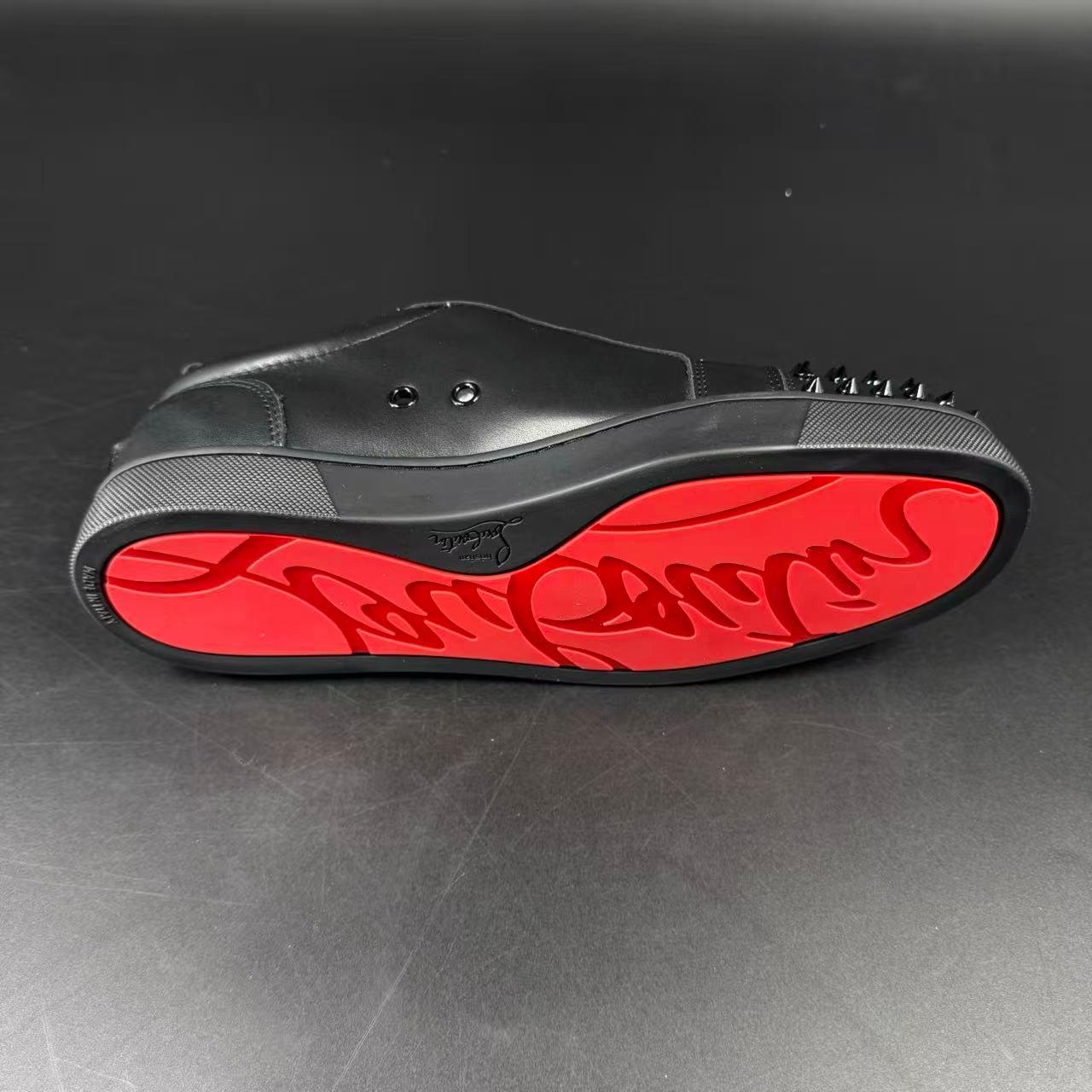 LBTN – Louis Junior Spikes Black