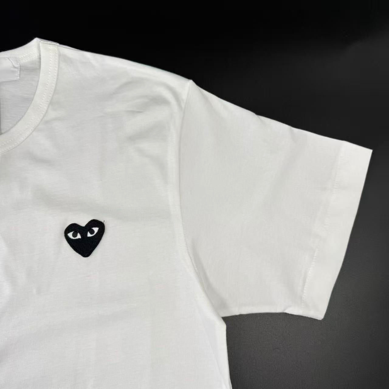 T-SHIRT CDG