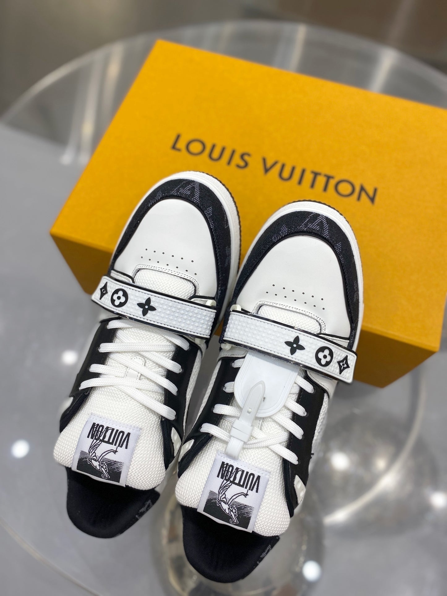 Louis Vuitton Trainer Sneakers – Tutte le Colorazioni