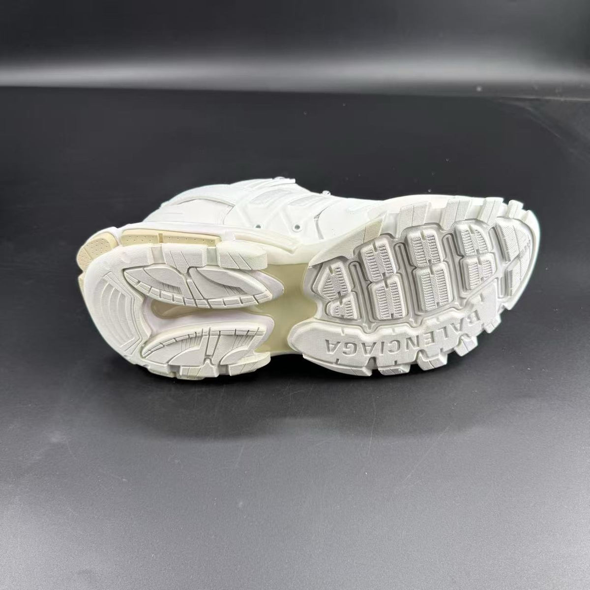 Track White