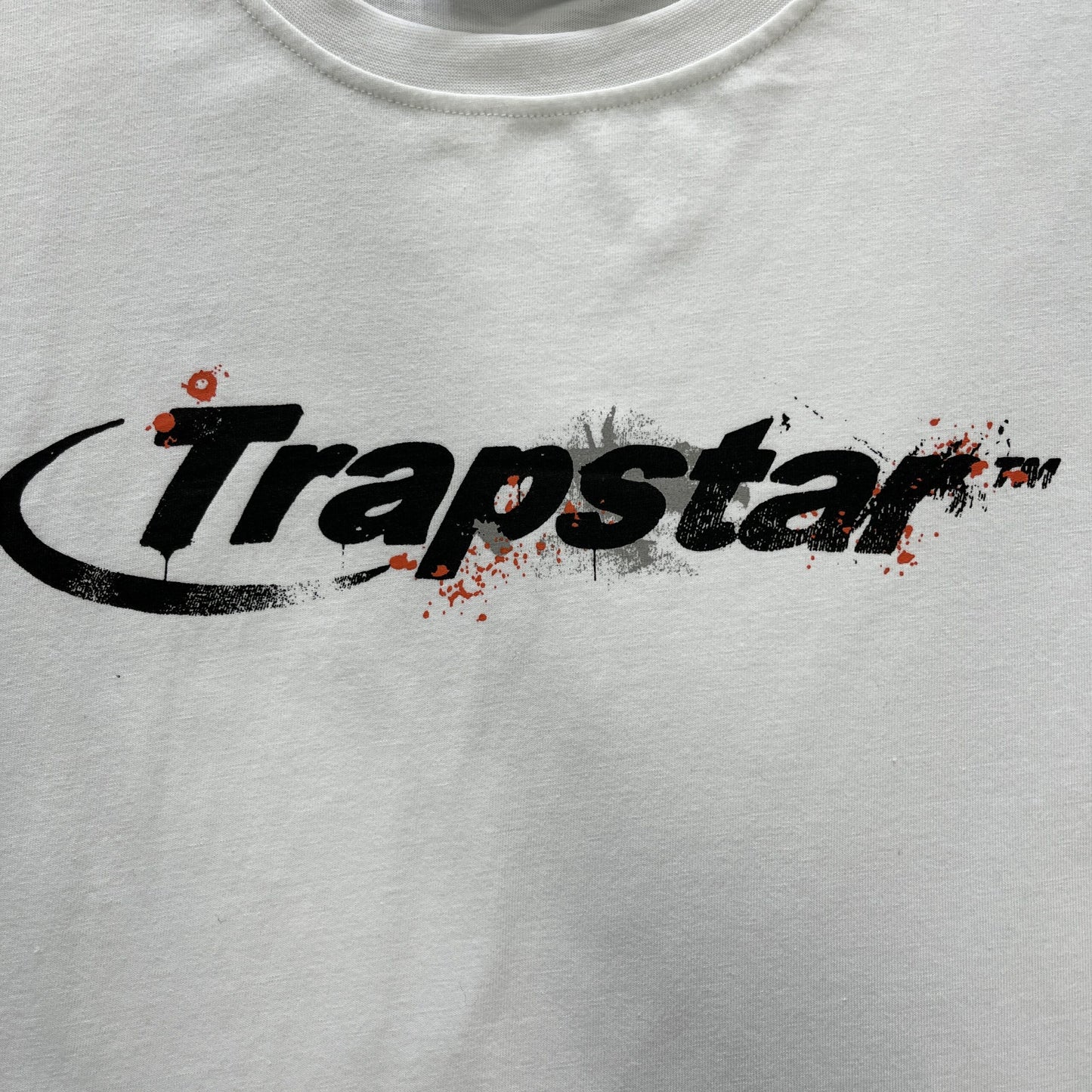GRAFFITI T-SHIRT