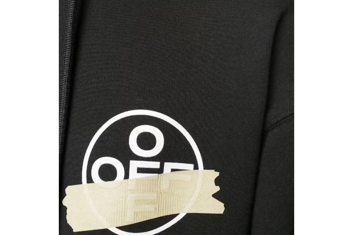 HOODIE – OFF-W.