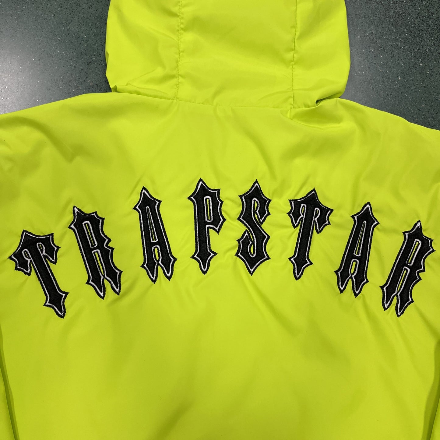 IRONGATE T WINDBREAKER-LIME