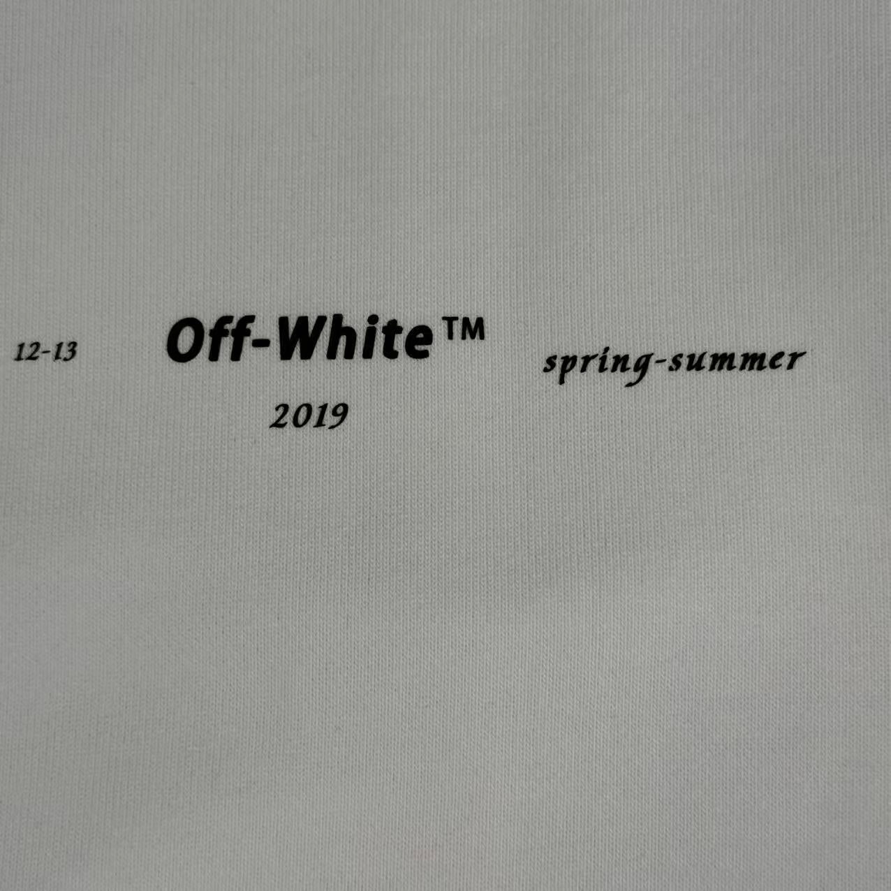 HOODIE – OFF-W.