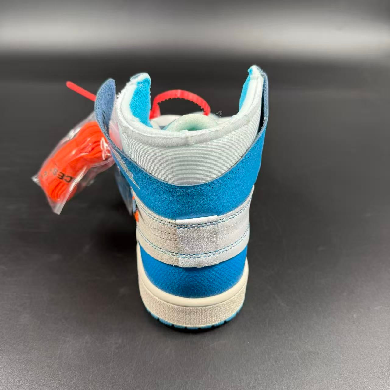 J1 RETRO HIGH OFF-W. UNIVERSITY BLUE