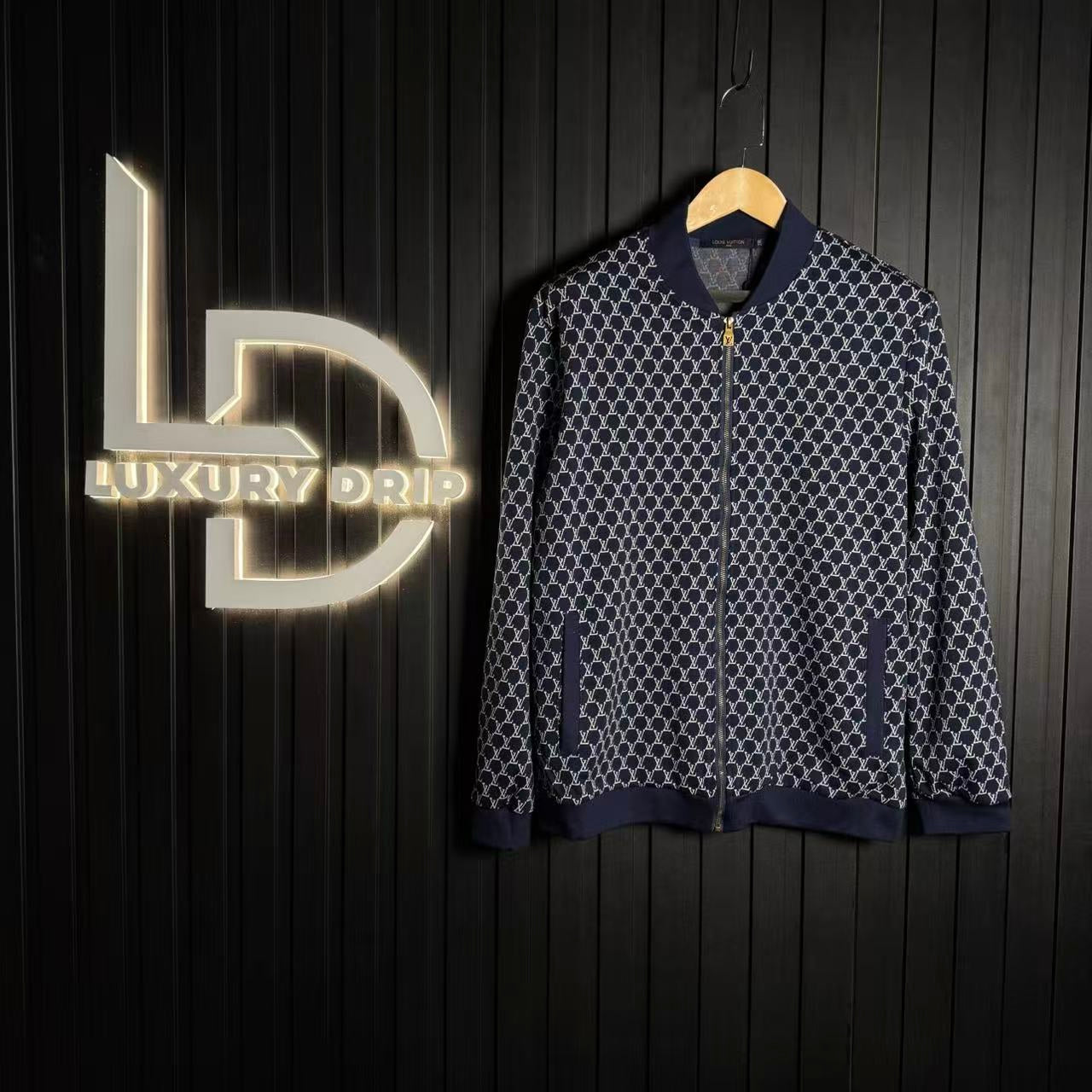TRACKSUIT LV