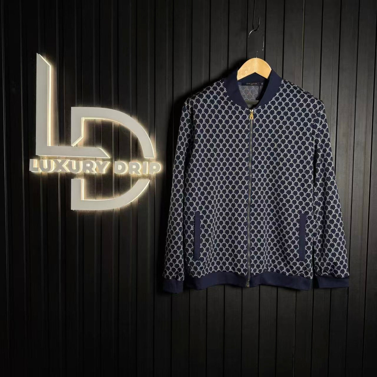 TRACKSUIT LV