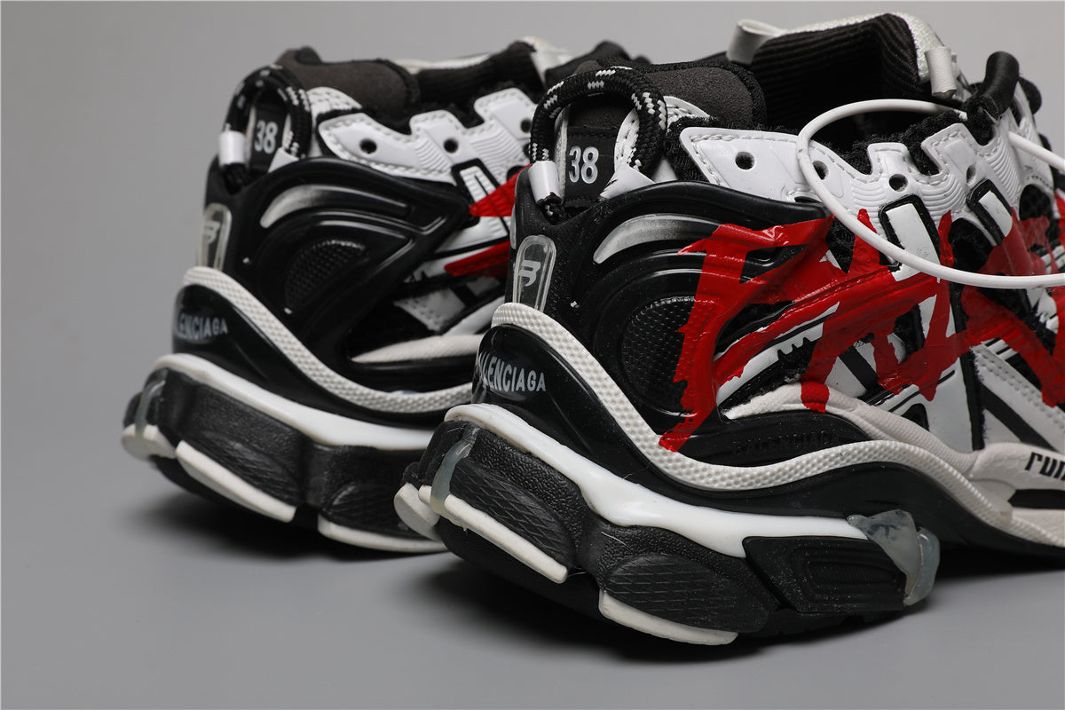 Balenciaga Runner Sneakers Black White Graffiti Red – Uomo Donna | Taglie 35–45