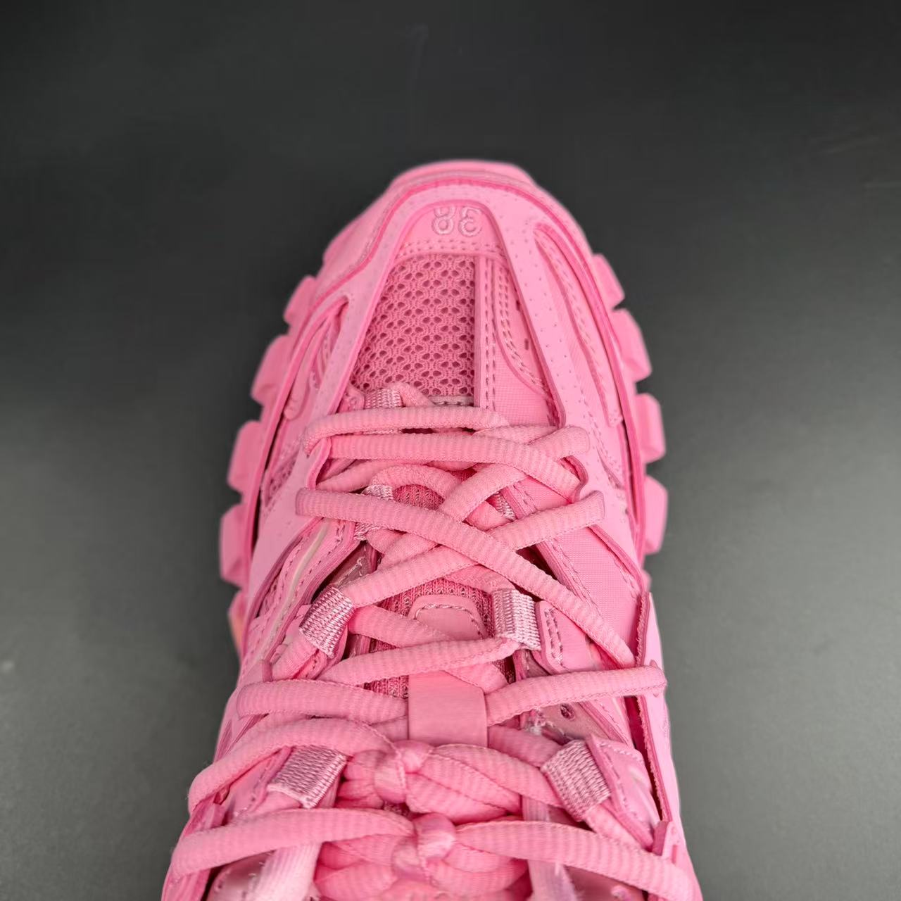 Track Pink