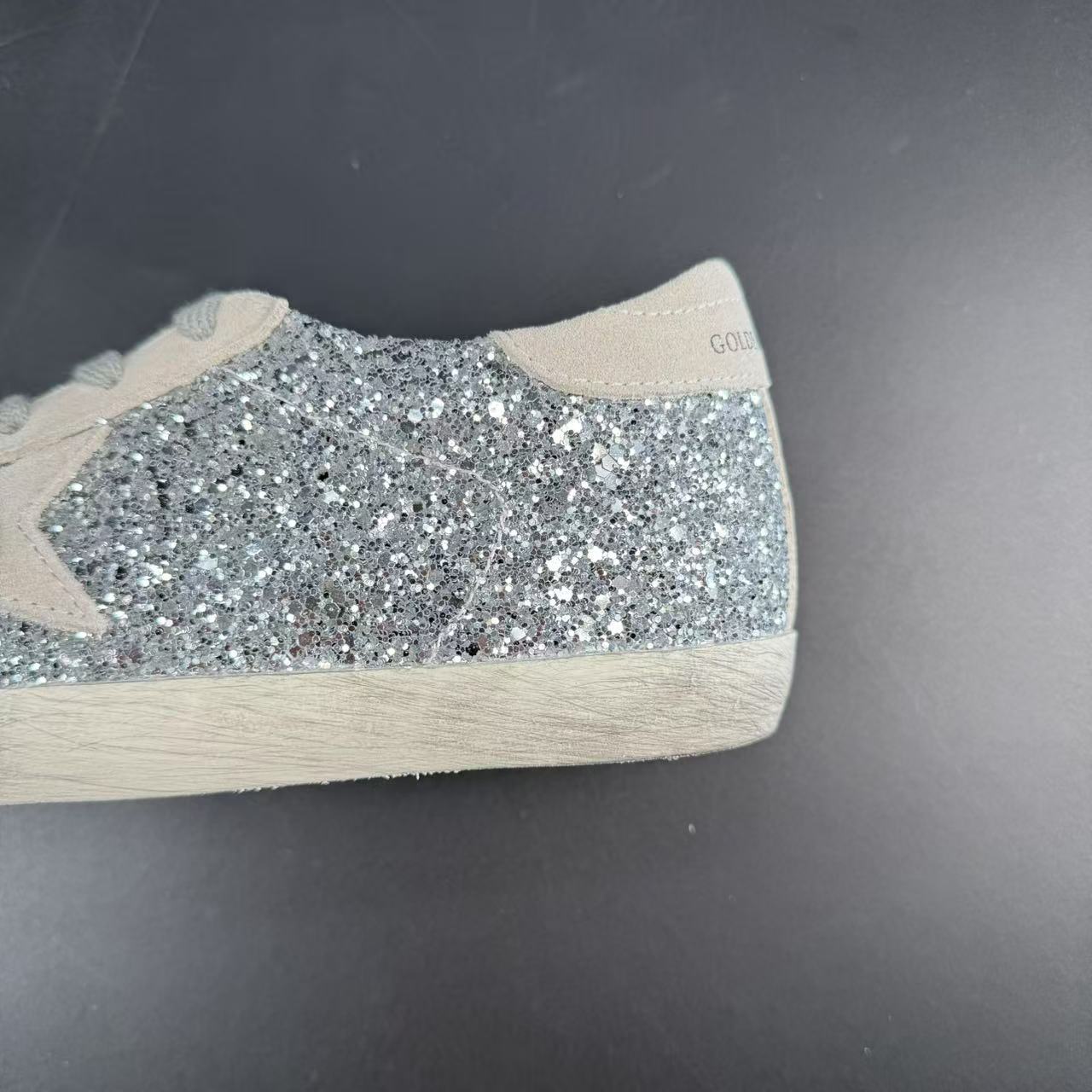 GOLDEN GOOSE IN GLITTER ARGENTO