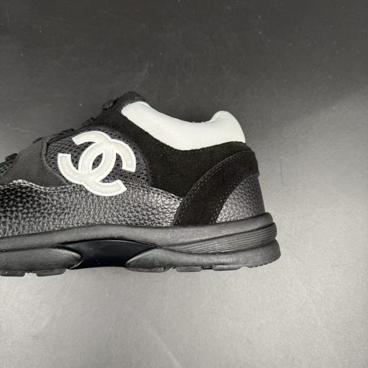 CH SNEAKERS