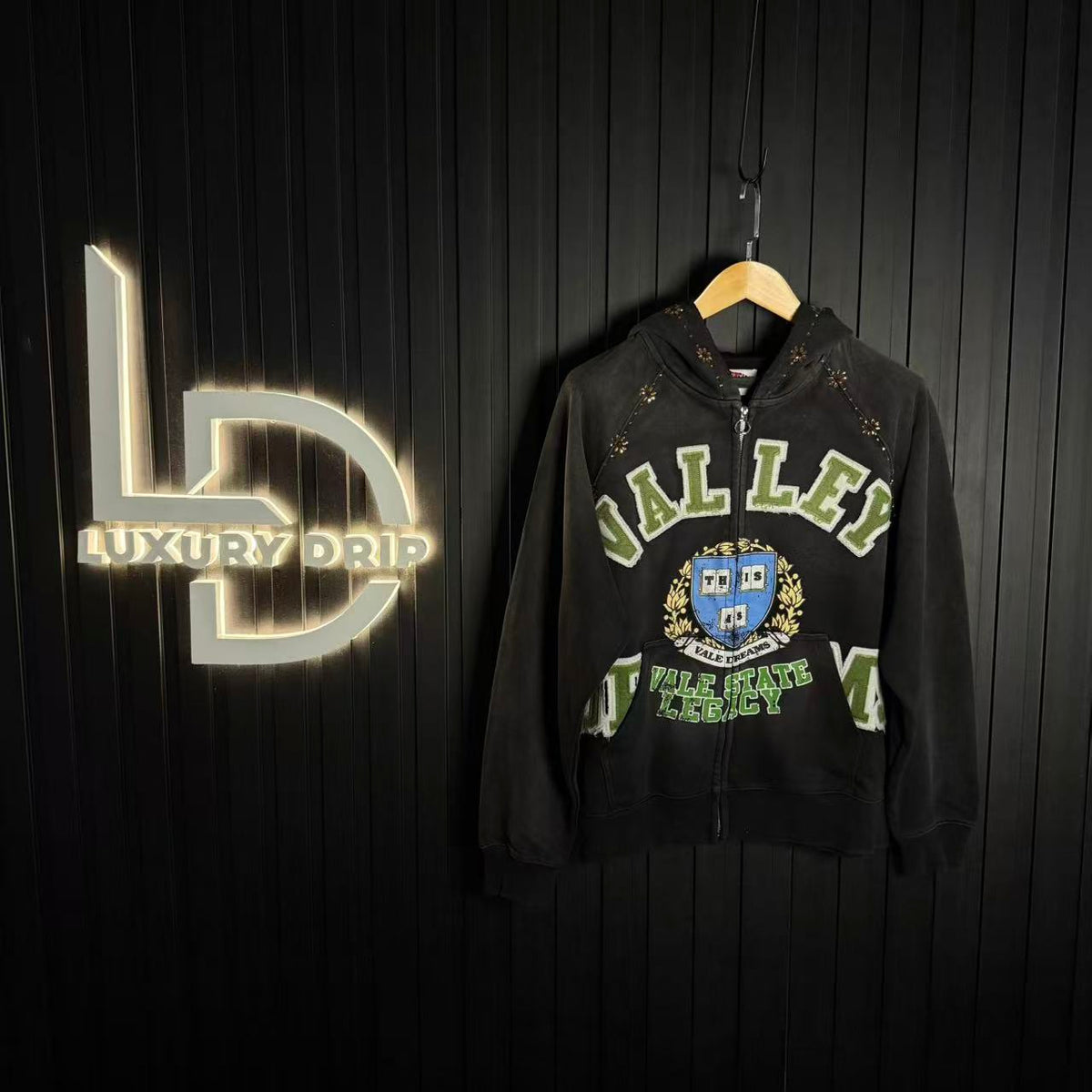 HOODIE