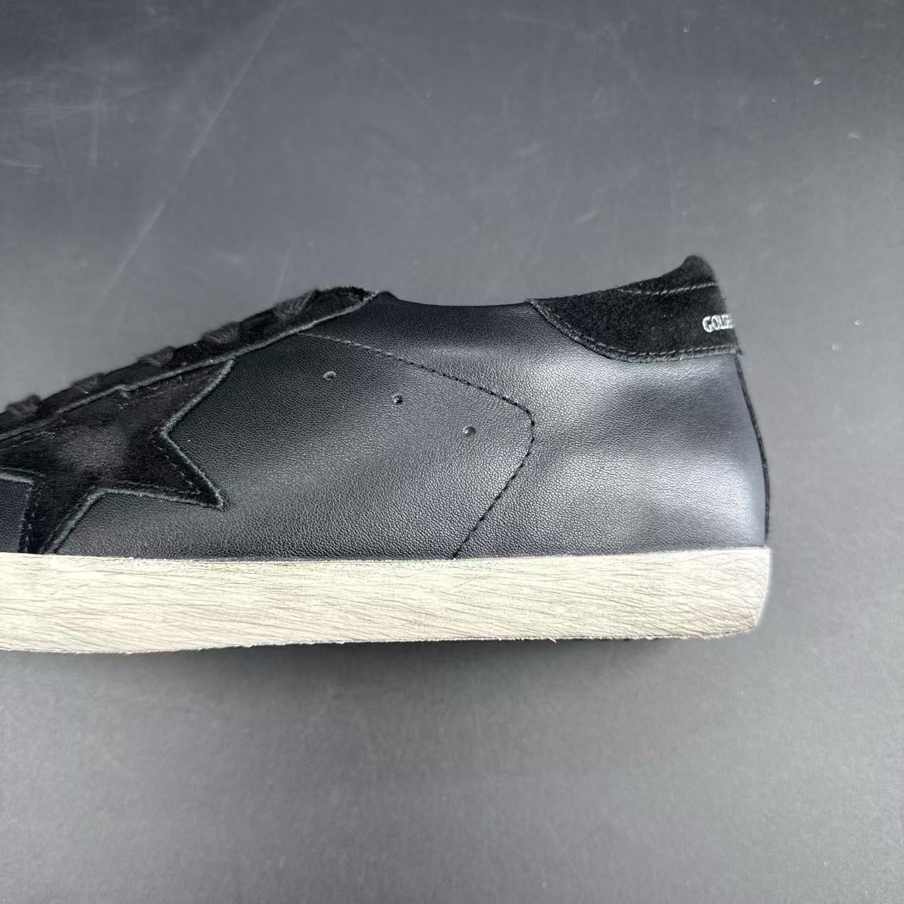 GOLDEN GOOSE BLACK