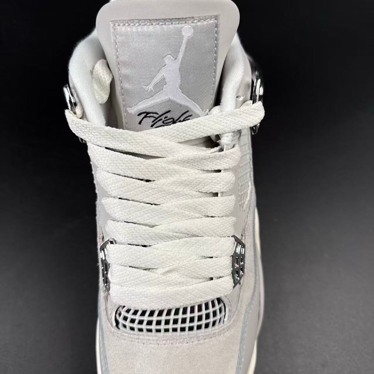 JORDAN 4 FROZEN MOMENTS