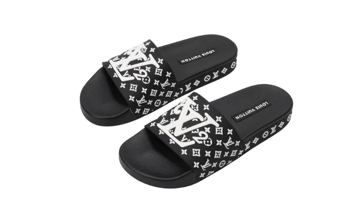 SLIPPERS