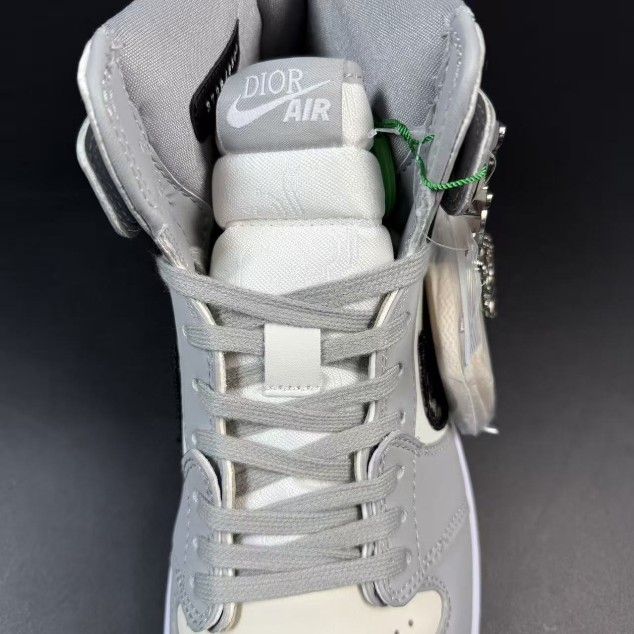 J1 RETRO HIGH D.