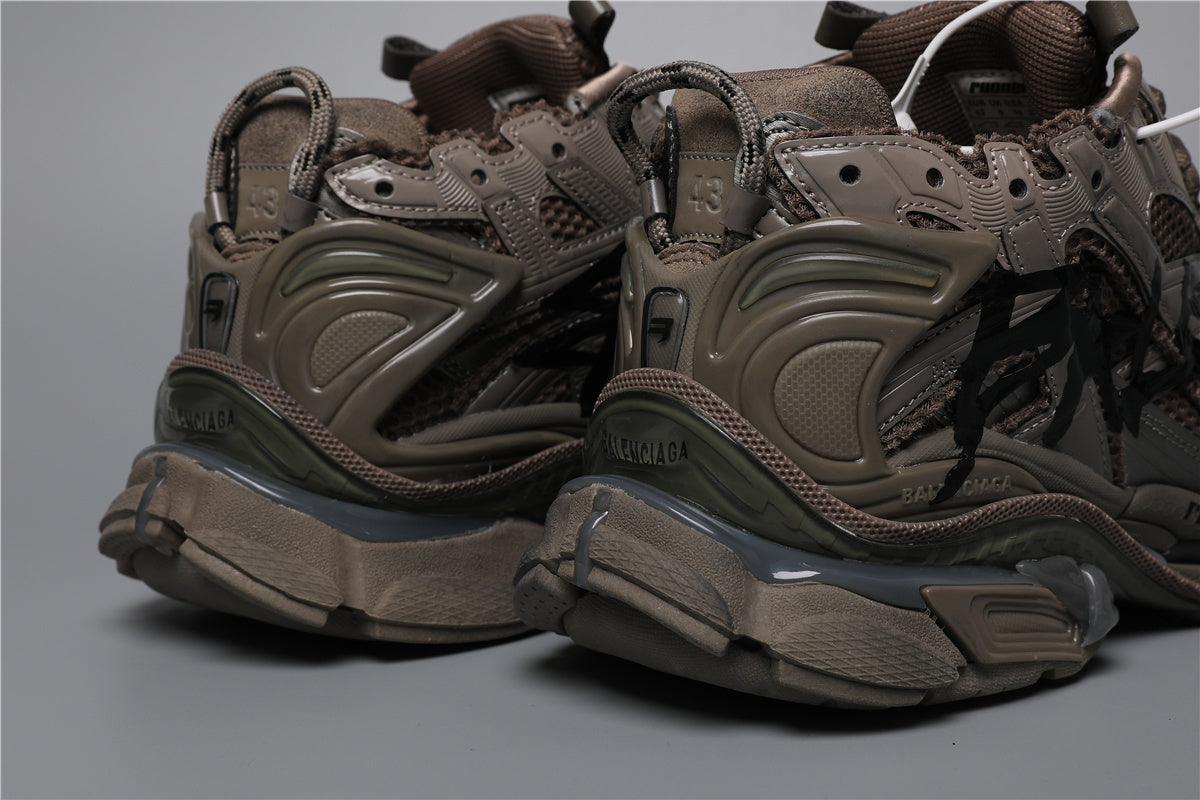 Balenciaga Runner Sneakers Dark Taupe Graffiti – Uomo Donna | Taglie 35–46