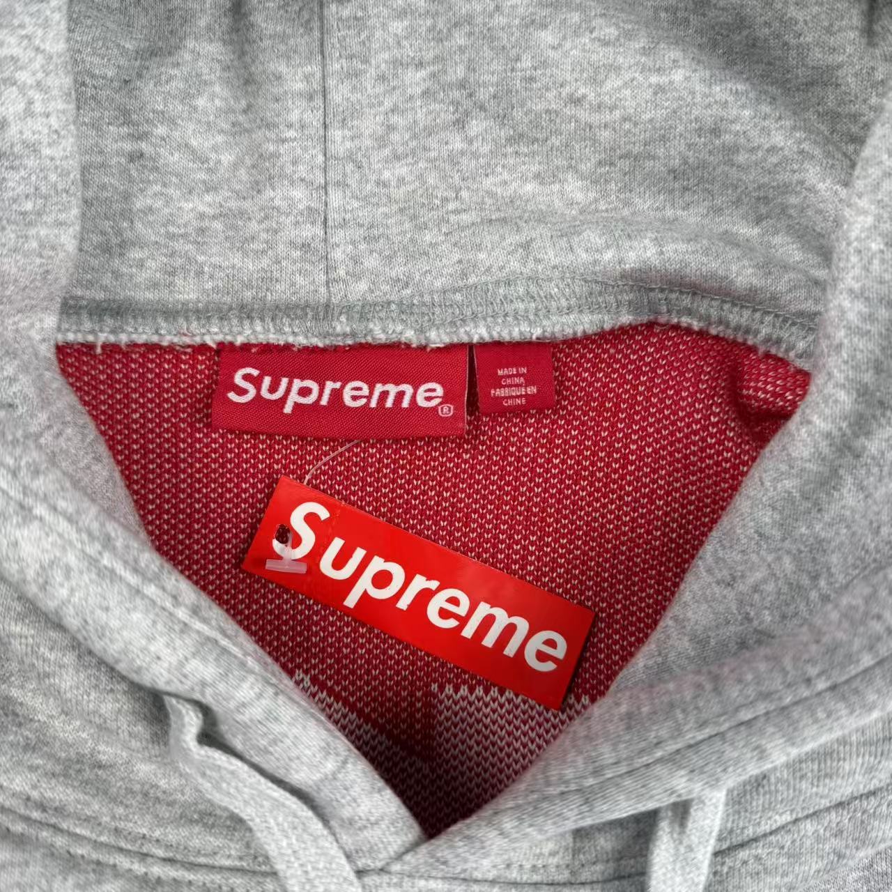 HOODIE STRIPE GRAFIC