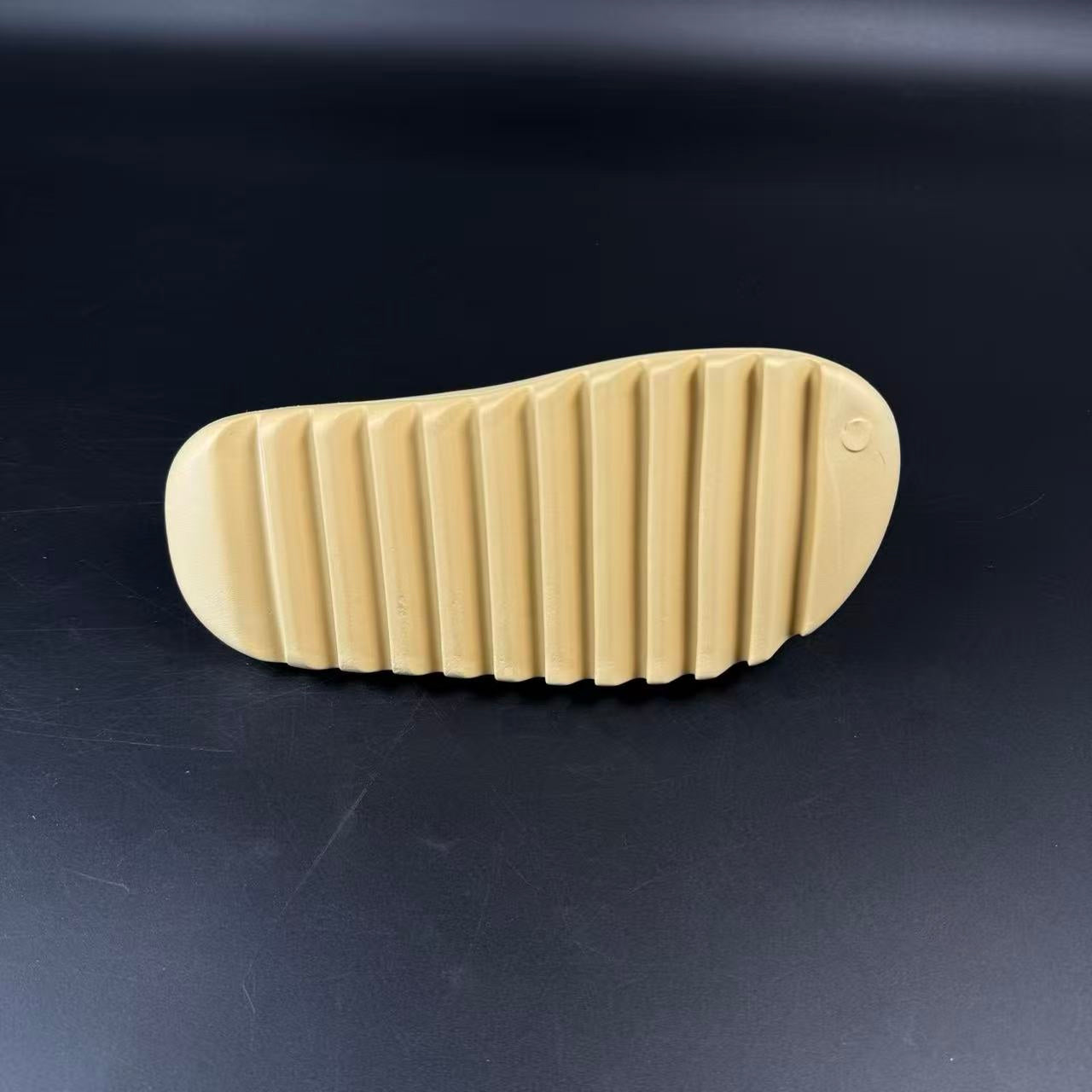 YEEZY SLIDE BONE
