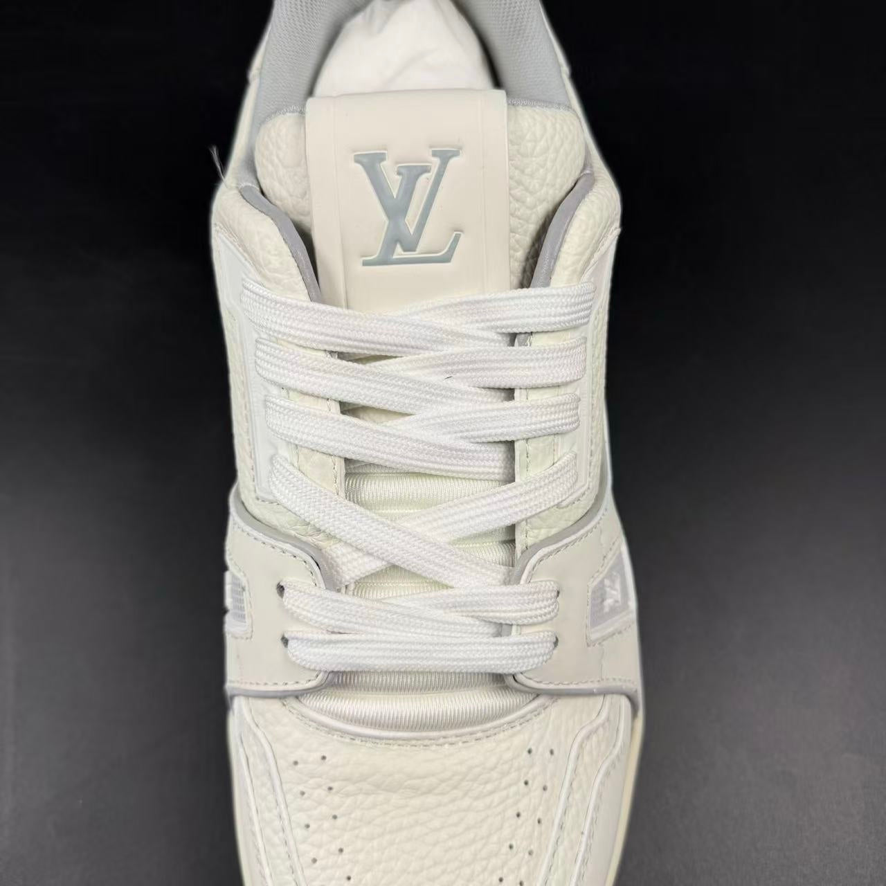 Trainer
