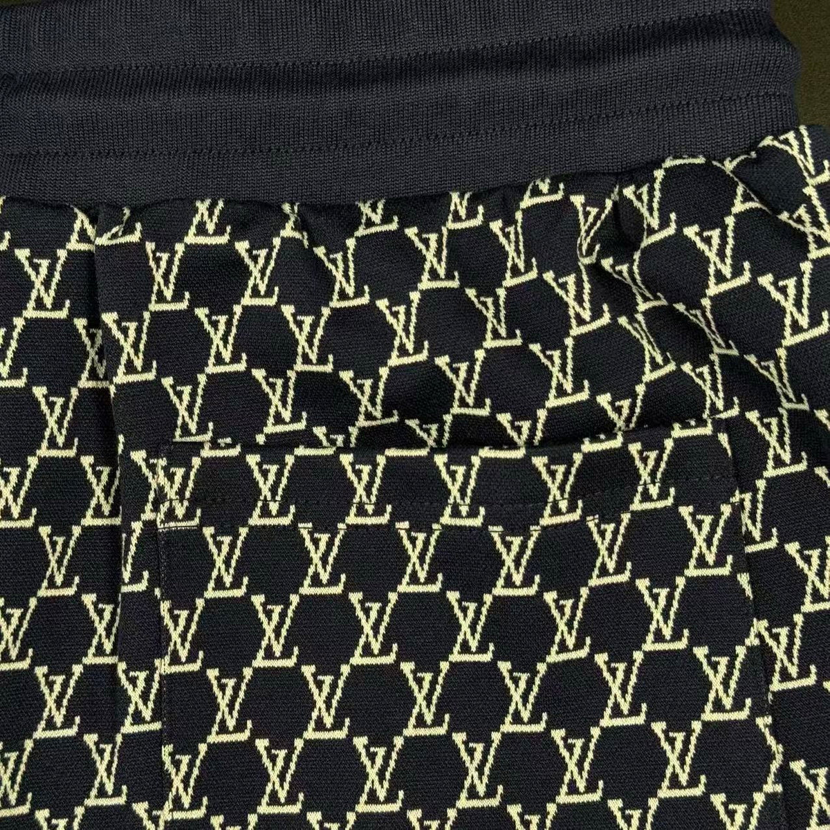 TRACKSUIT LV