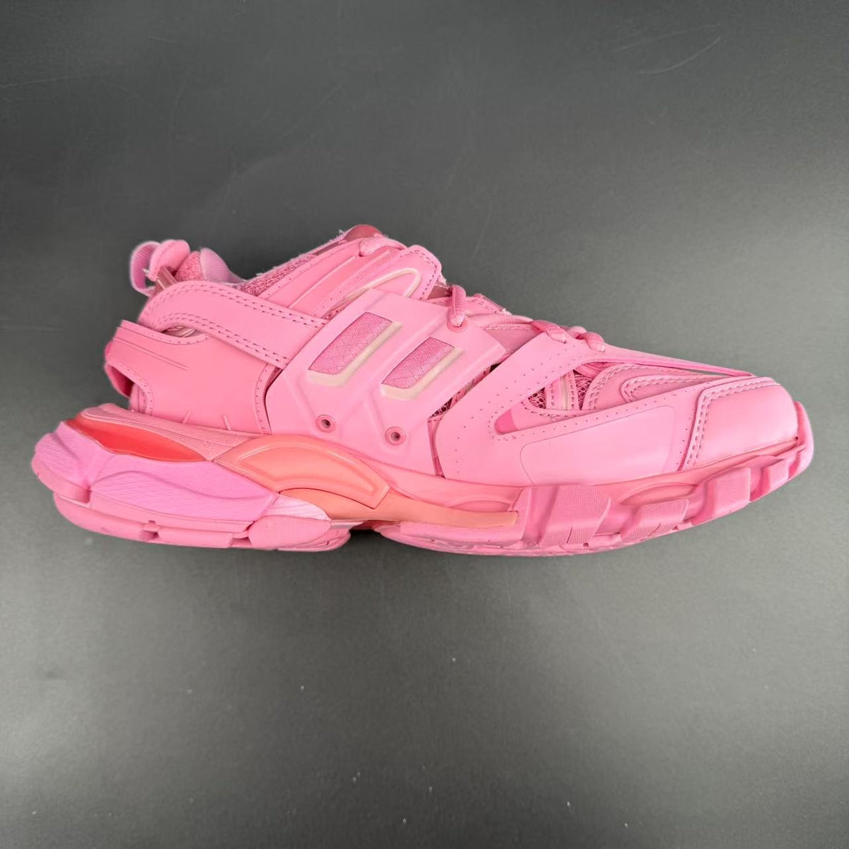 Track Pink