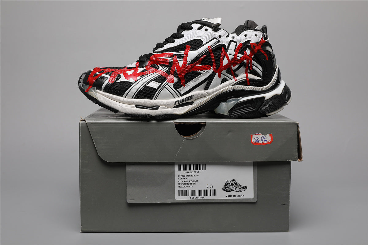 Balenciaga Runner Sneakers Black White Graffiti Red – Uomo Donna | Taglie 35–45