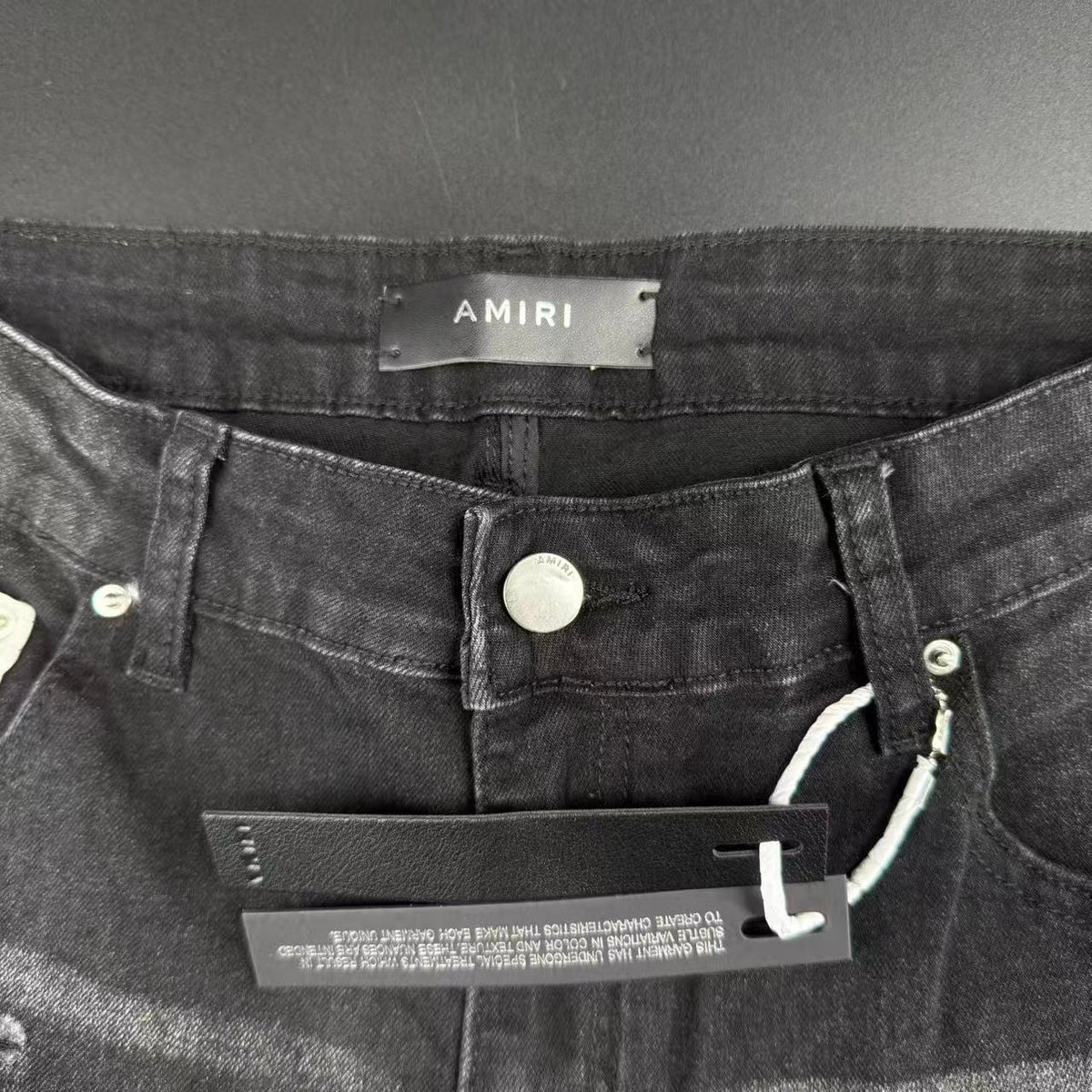 JEANS– WHITE LOGO