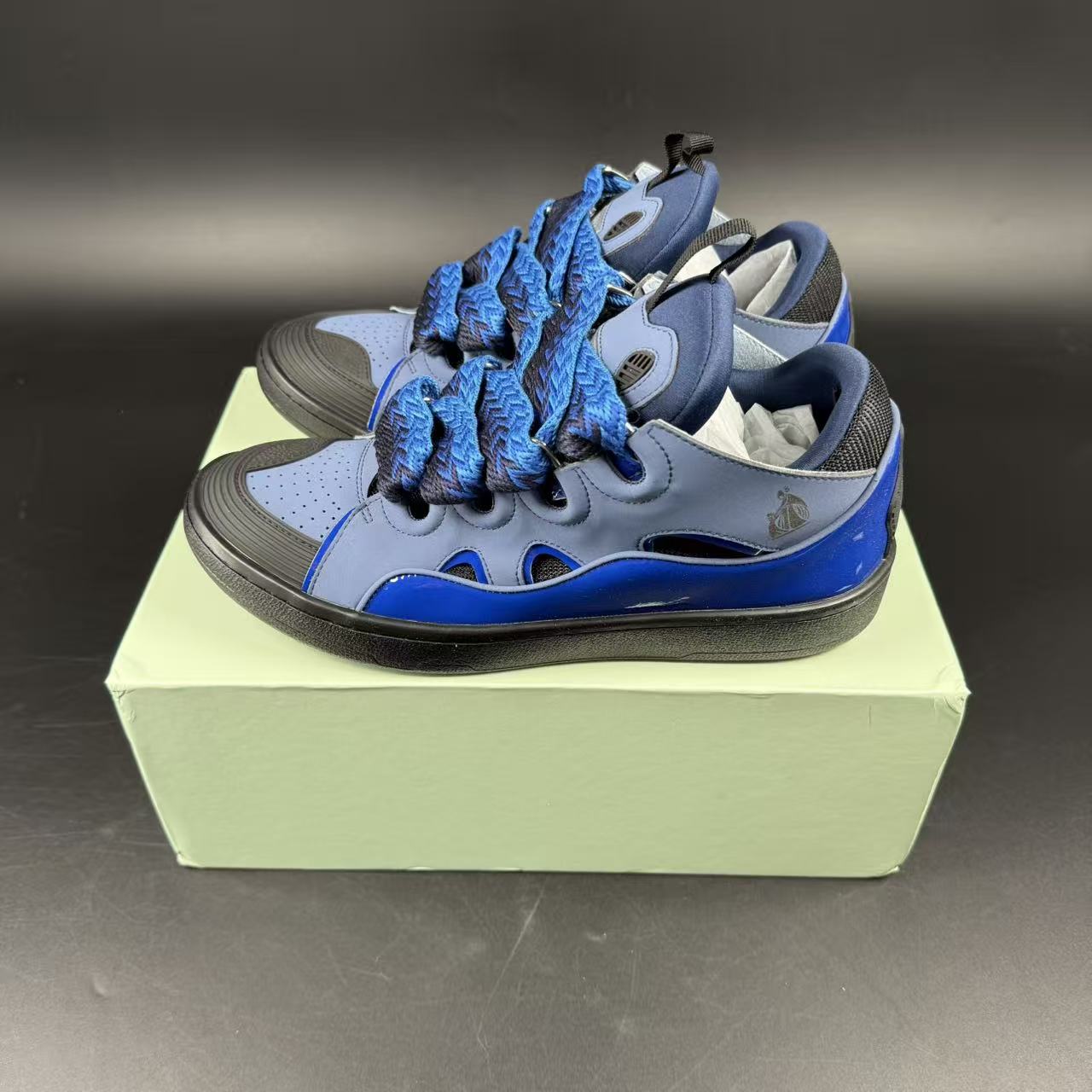 Curb rhinestone-embellished Blue