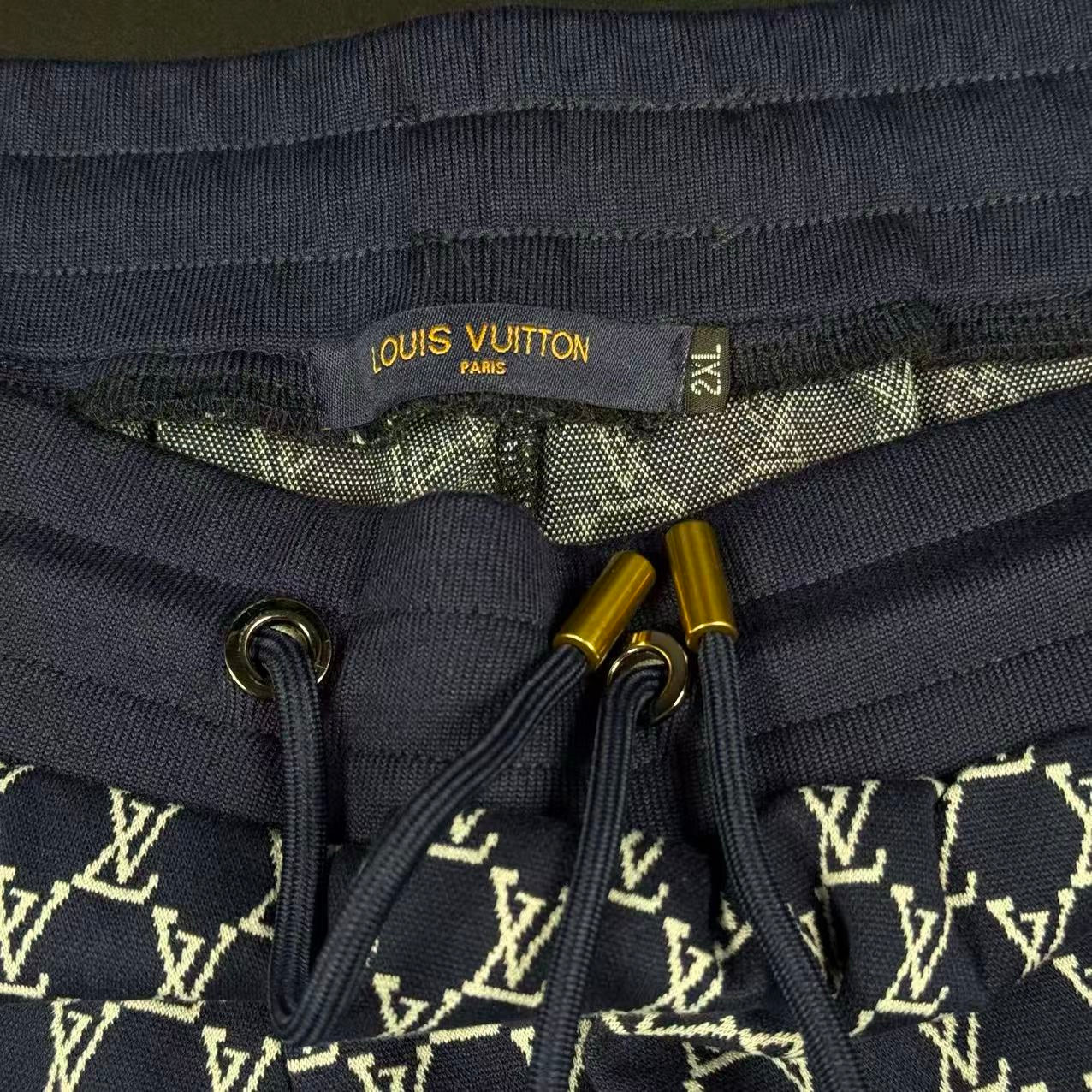 TRACKSUIT LV