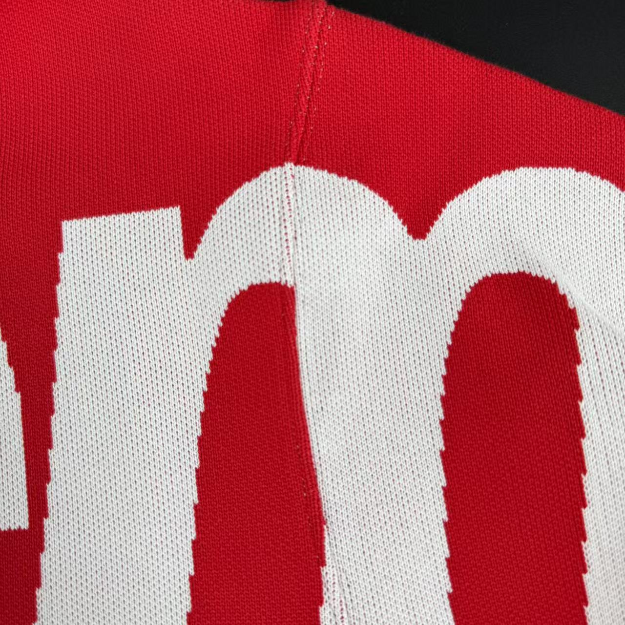 HOODIE STRIPE GRAFIC