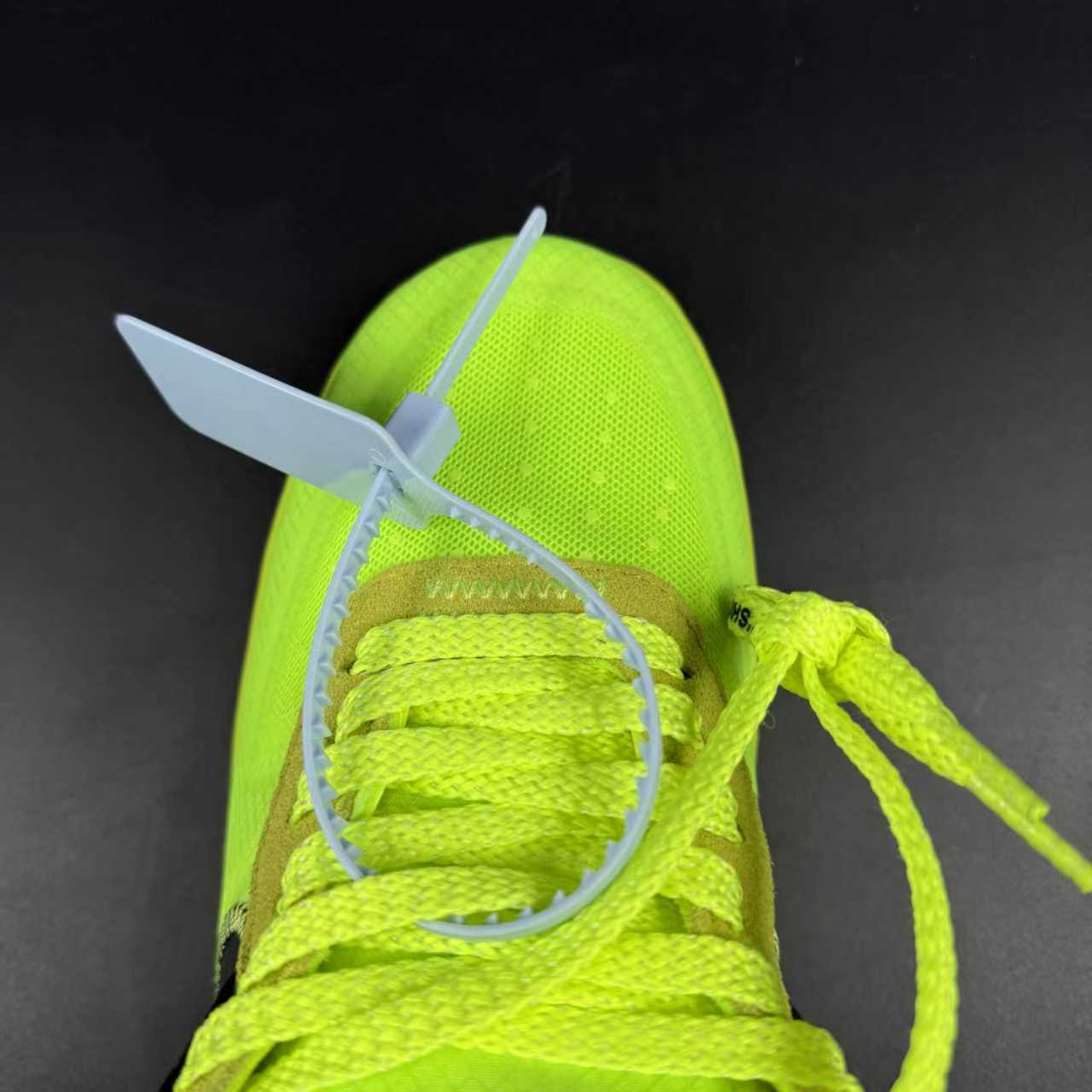 AF1 OFF-W. VOLT