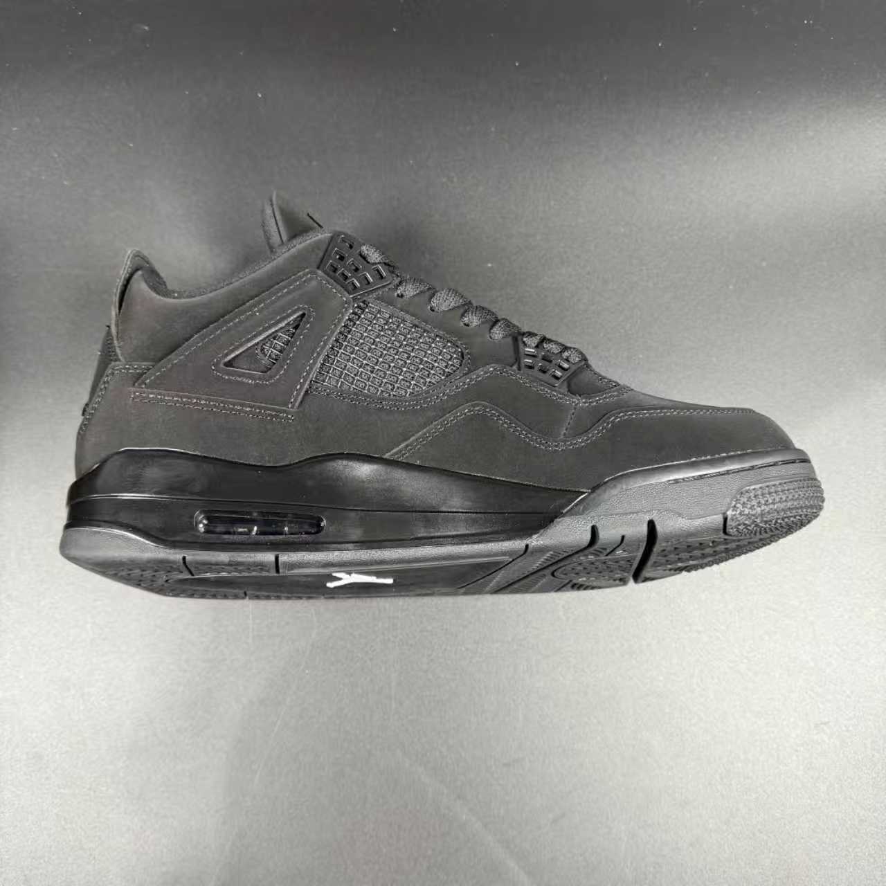 J4 RETRO BLACK CAT