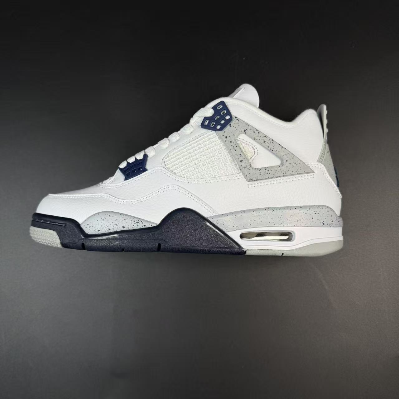 J4 RETRO MIDNIGHT NAVY