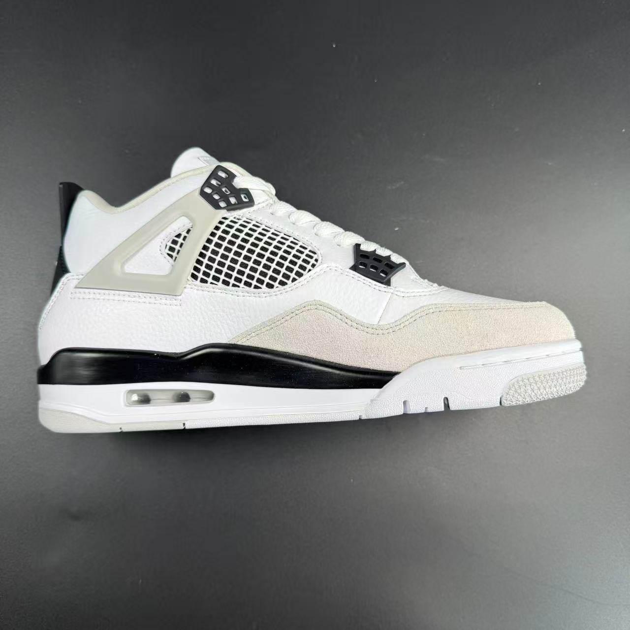 J4 RETRO MILITARY BLACK