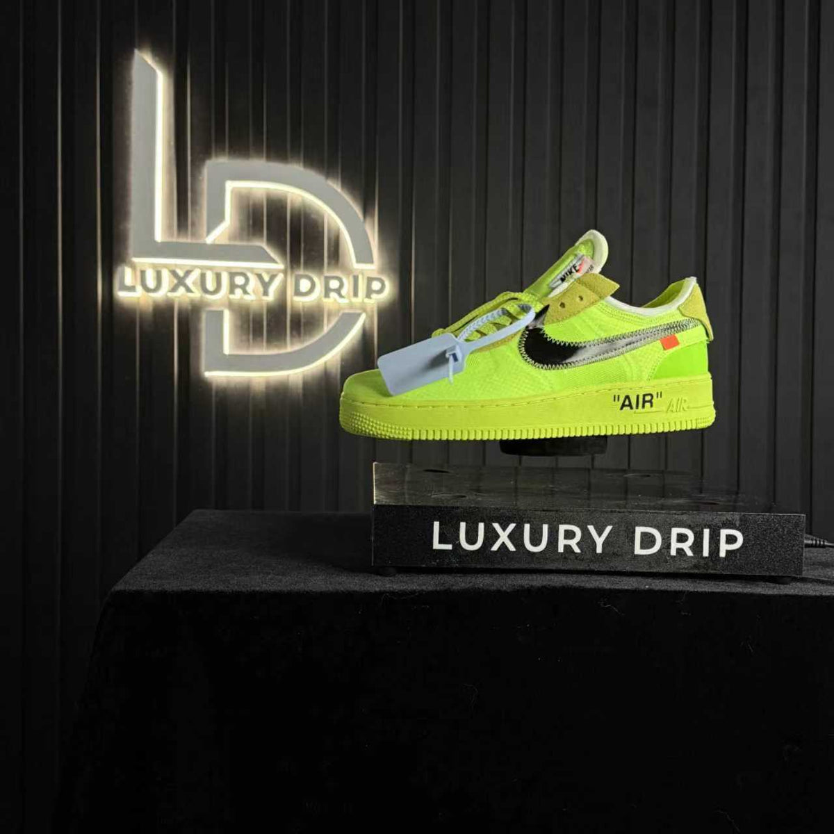 AF1 OFF-W. VOLT