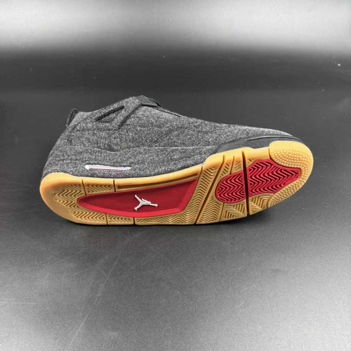 J4 RETRO NRG BLACK LEVIS