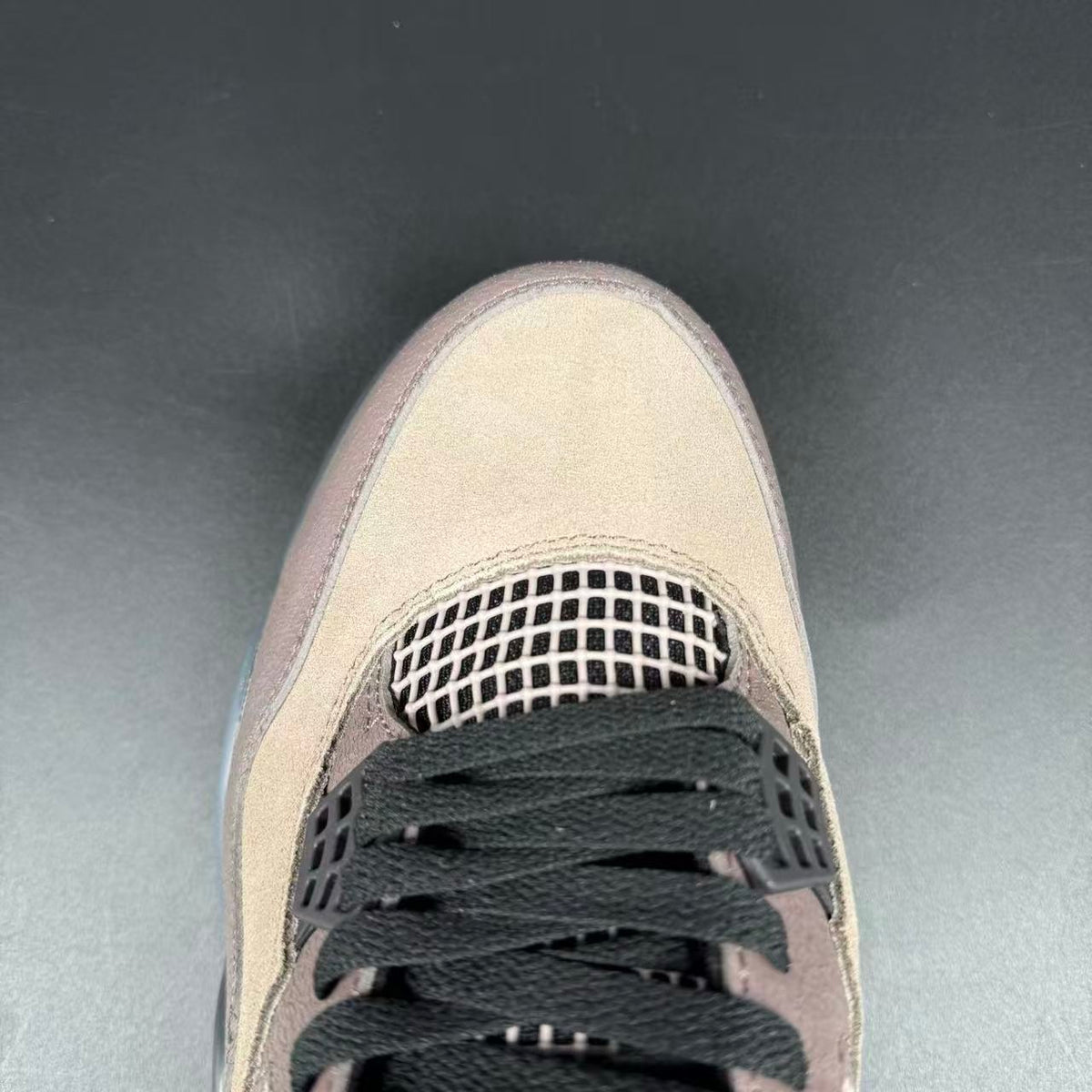J4 RETRO TAUPE HAZE
