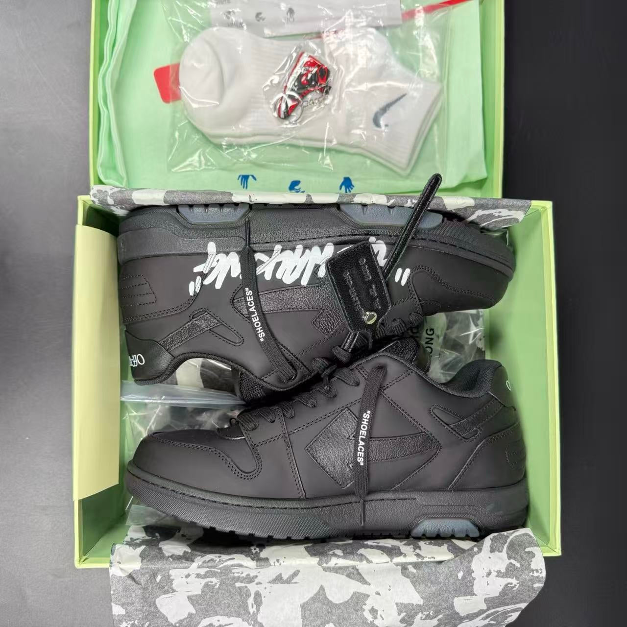 OFF-WHITE OUT OF OFFICE “OOO” CALF LEATHER BLACK “FOR WALKING”