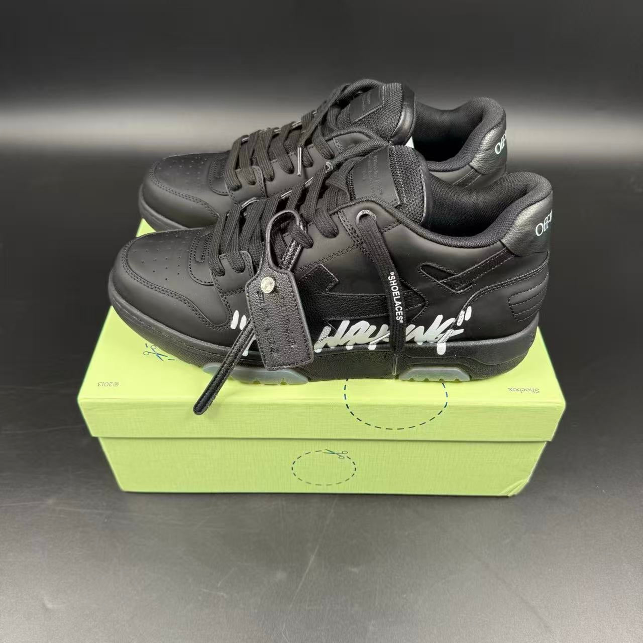 OFF-WHITE OUT OF OFFICE “OOO” CALF LEATHER BLACK “FOR WALKING”