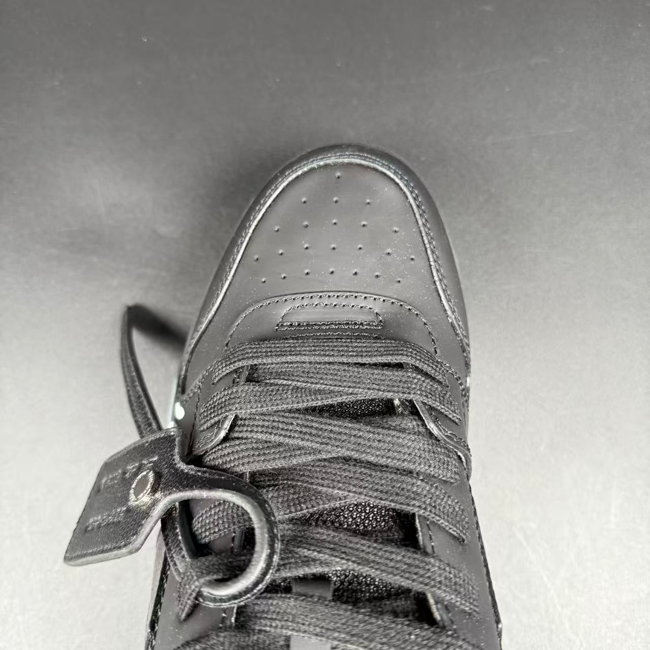 OFF-WHITE OUT OF OFFICE “OOO” CALF LEATHER BLACK “FOR WALKING”