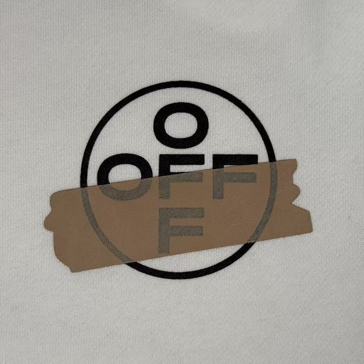 HOODIE – OFF-W.