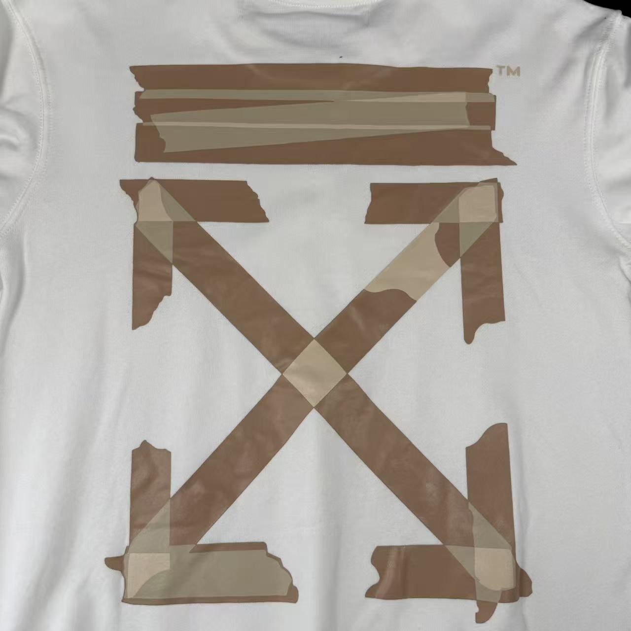 HOODIE – OFF-W.