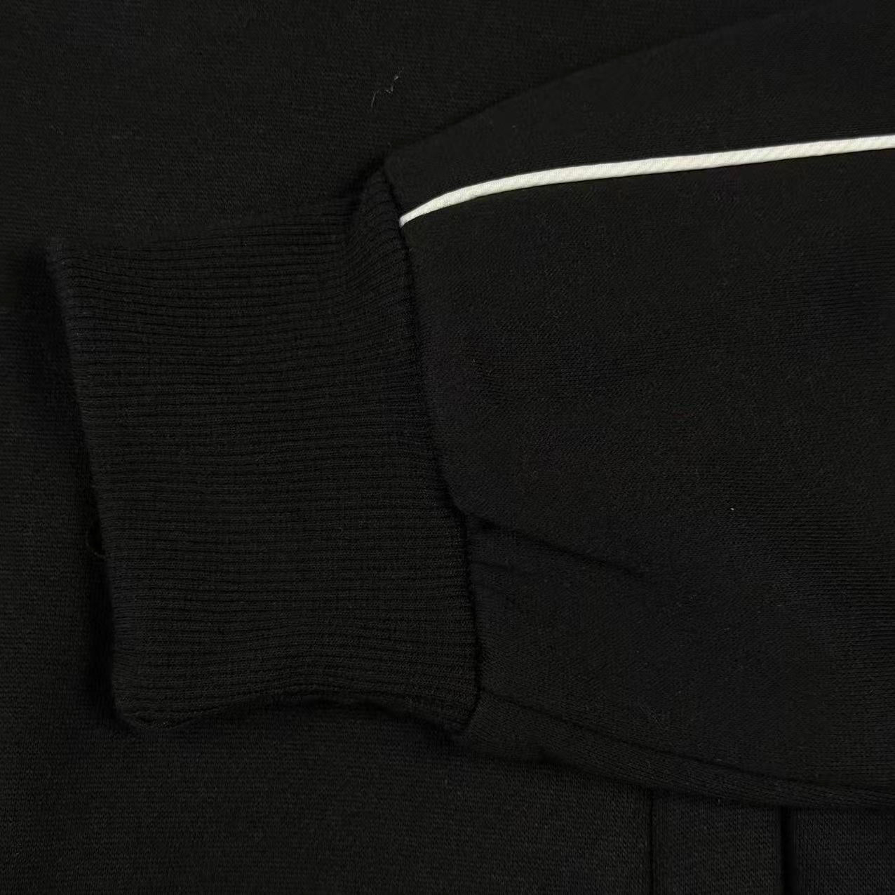 TRACKSUIT