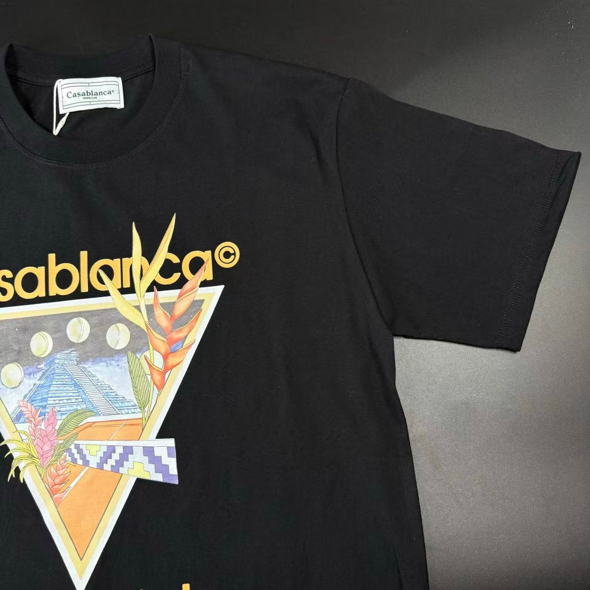 T-SHIRT