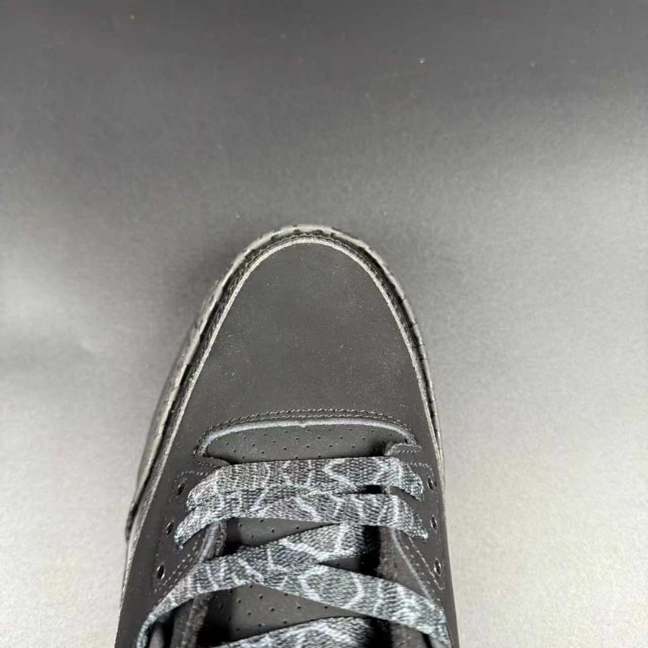 J3 RETRO BLACK CAT