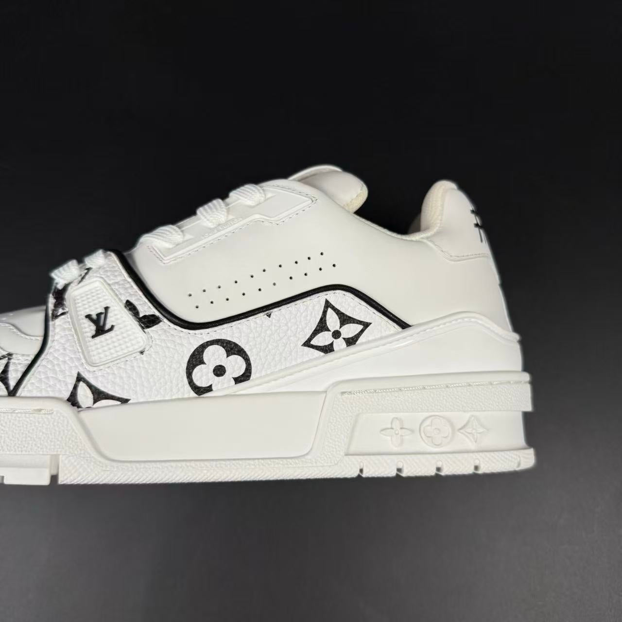 Trainer