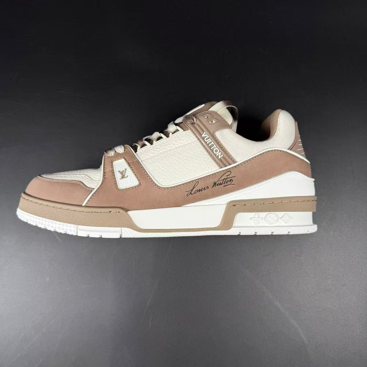 Trainer