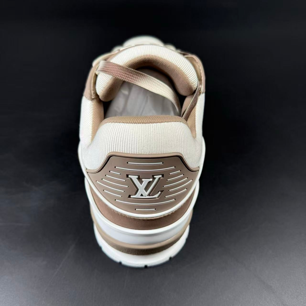Trainer
