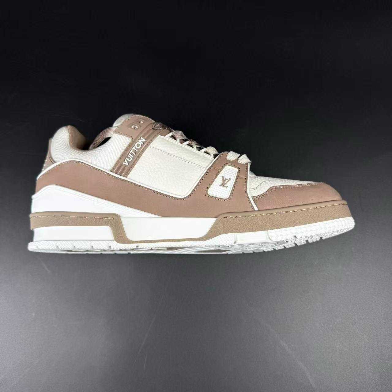 Trainer